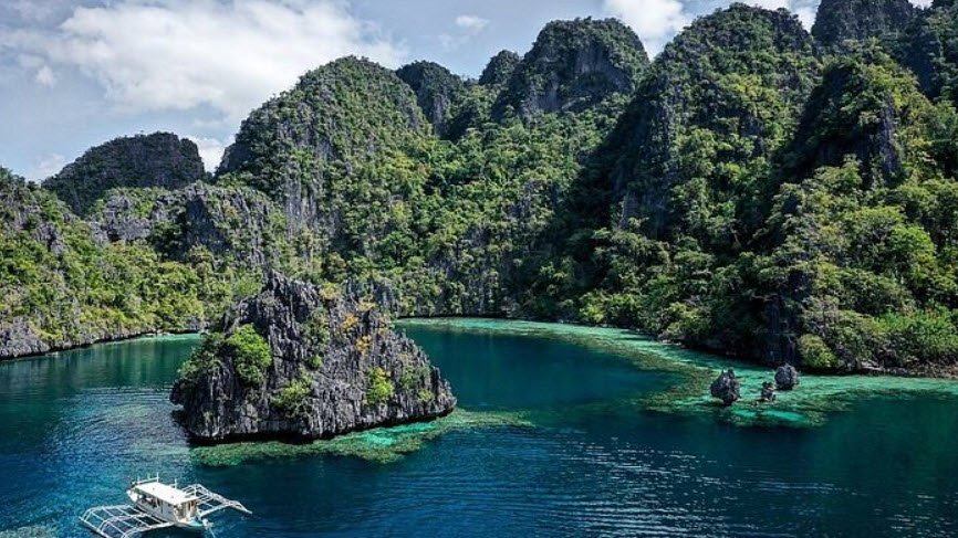 Dumunpalit Island, Philippines